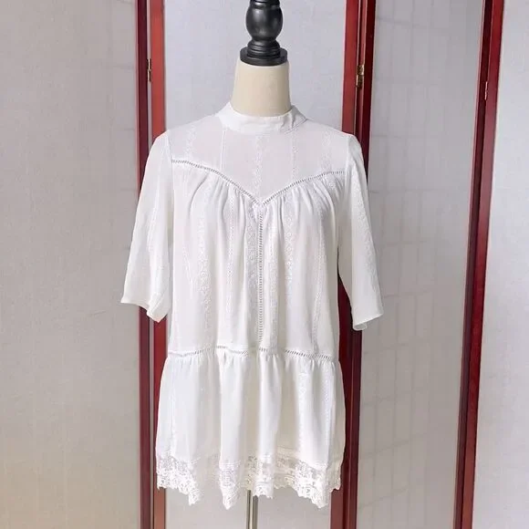Anthropologie Leith White Lace High Neck Top with Eyelet Cut Outs (Size: Small) - Picture 10 of 16